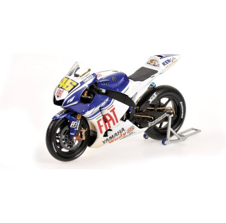 YAMAHA YZR-M1 - VALENTINO