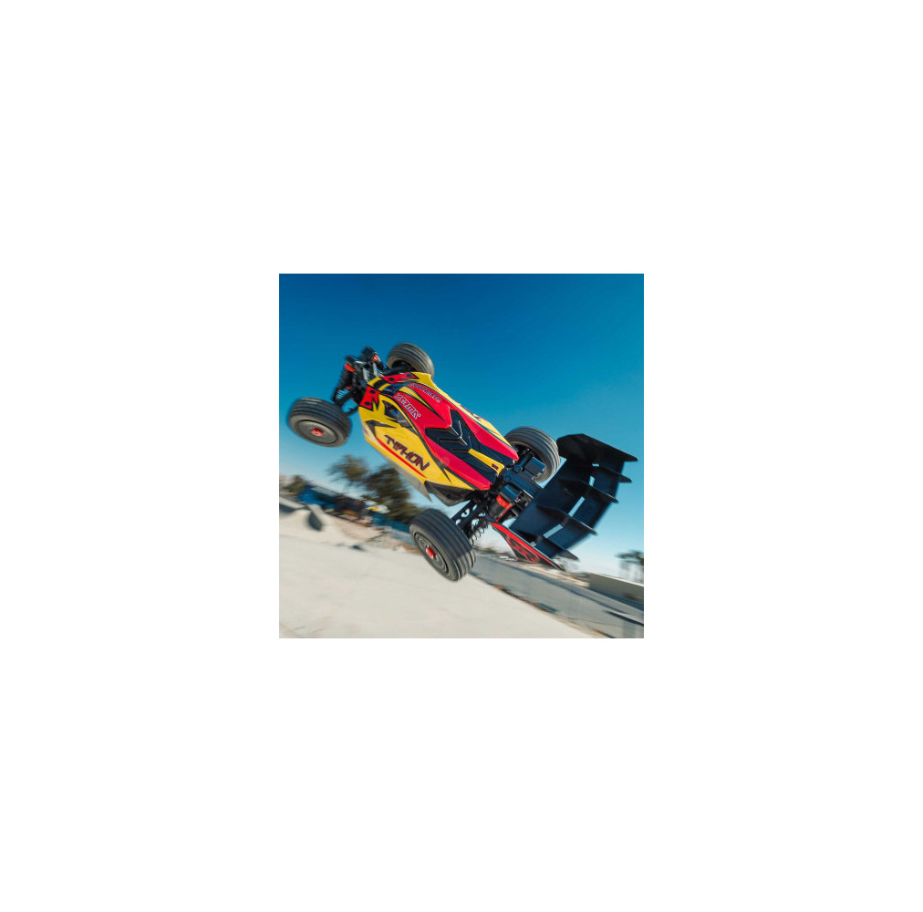 1-8 TYPHON MEGA 665 4X4 R