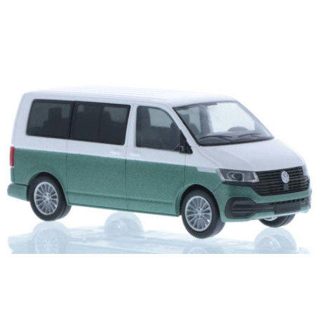 VW T6.1, white/metallic-grün, short wheelbase Rietze 1:87