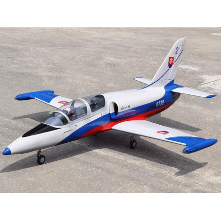 Albatros L-39 (white) / 1